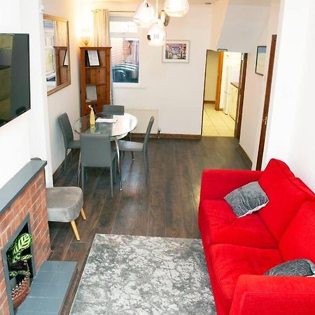 Cheerful 2 Bedroom House In The Heart Of Belfast Eksteriør bilde