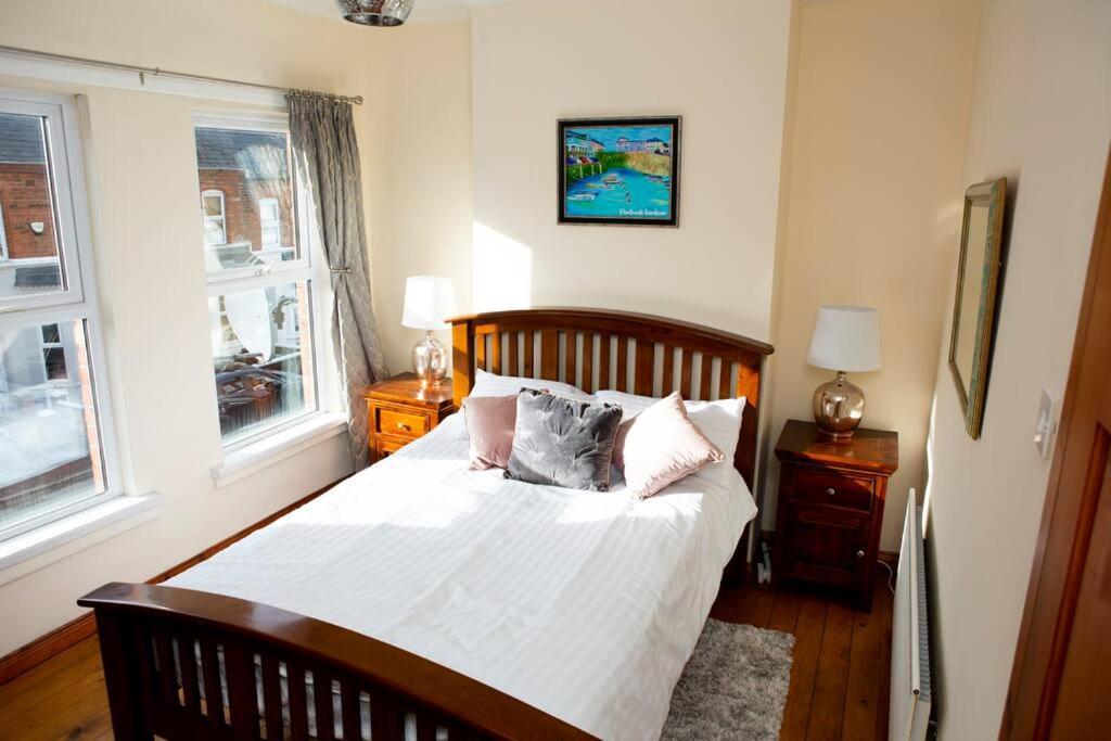 Cheerful 2 Bedroom House In The Heart Of Belfast Eksteriør bilde